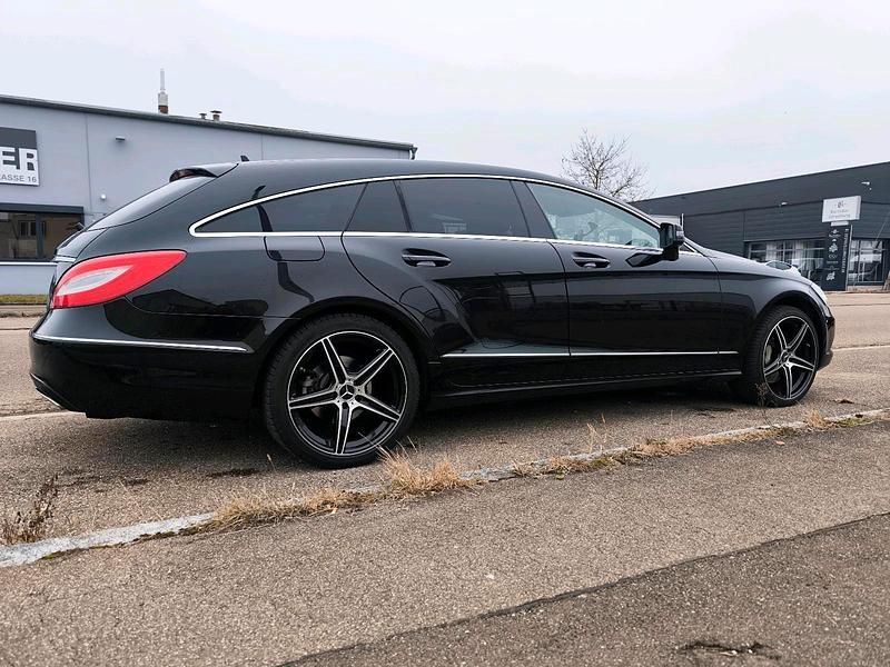 Gebraucht Mercedes CLS350 265 PS (194 kW) 2014 Schwarz Kombi