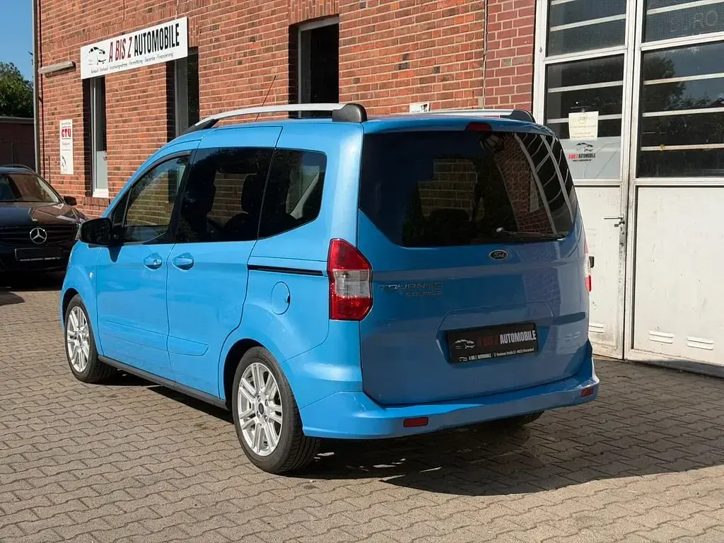 Gebraucht Ford Tourneo Courier Titanium 76 PS (55 kW) 2015 Blau Van / Kleinbus