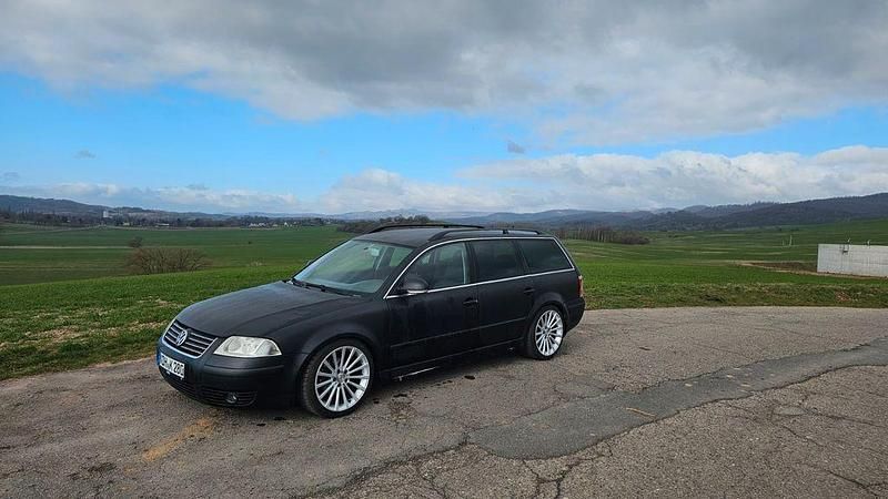 Gebraucht VW Passat 101 PS (74 kW) 2004 Schwarz Kombi