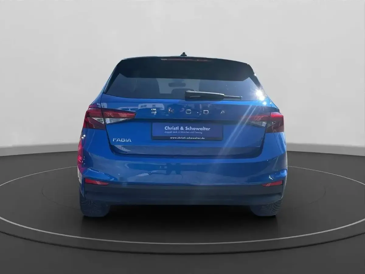 Gebraucht Skoda Fabia Drive 116 PS (85 kW) 2025 Race blau metallic Kleinwagen