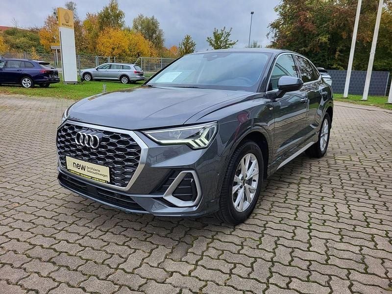 Silber/grau Gebraucht 2022 Audi Q3 Sportback S-Line SUV | 31.570 € (Guter Preis) - Bild 1/4