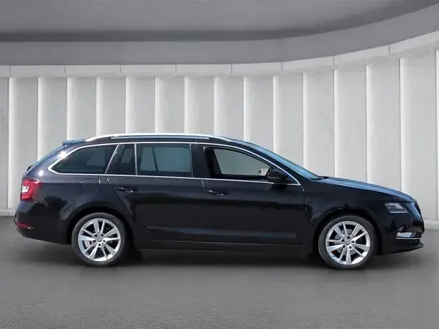 Gebraucht Skoda Octavia Style 150 PS (110 kW) 2018 Schwarz Kombi