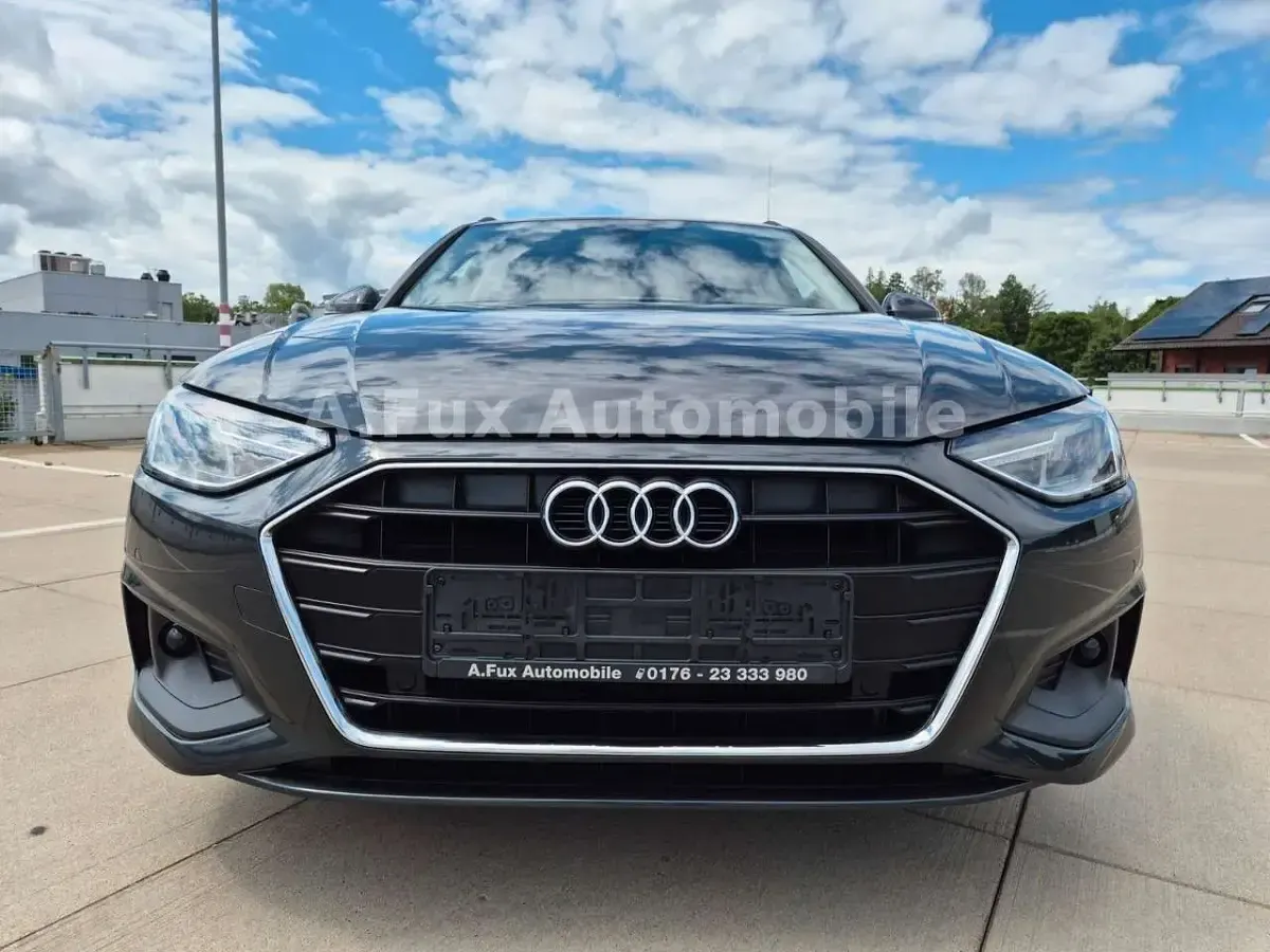 Gebraucht Audi A4 Sport 163 PS (119 kW) 2022 Manhattangrau Kombi