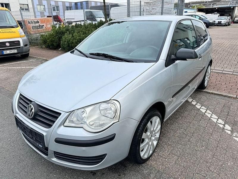 Używany VW Polo 54 KM (39 kW) 2005 Srebrny Sedan/Limuzyna