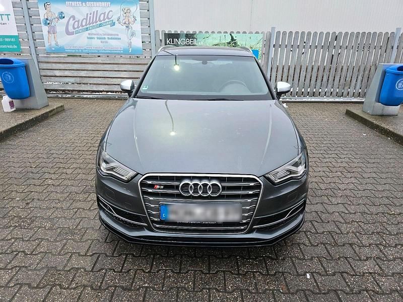 Gebraucht Audi S3 Sportback 300 PS (220 kW) 2016 Grau Kleinwagen