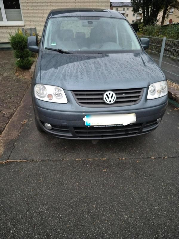 Grau Gebraucht 2009 VW Caddy Van / Kleinbus | 5.500 € (Fairer Preis) - Bild 1/4