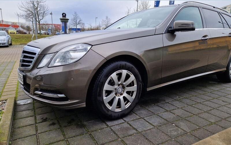 Gebraucht Mercedes E220 AMG 170 PS (125 kW) 2012 Grau Kombi