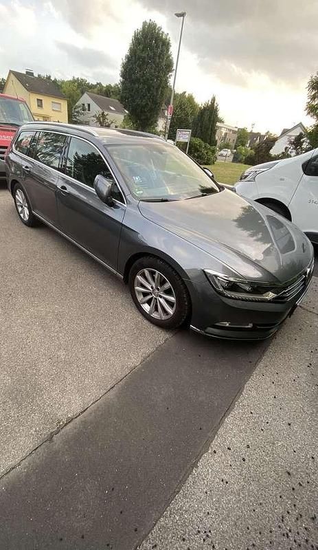 Gebraucht VW Passat Comfortline 150 PS (110 kW) 2015 Silber Limousine