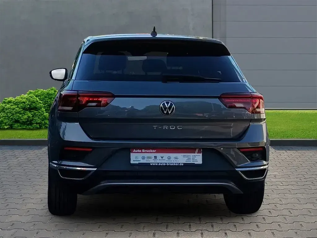Gebraucht VW T-Roc 150 PS (110 kW) 2022 Grau SUV