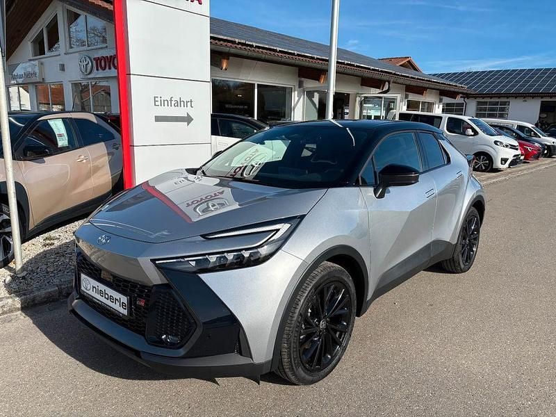 Neu Toyota C-HR Sport 223 PS (164 kW) 2025 Silber SUV