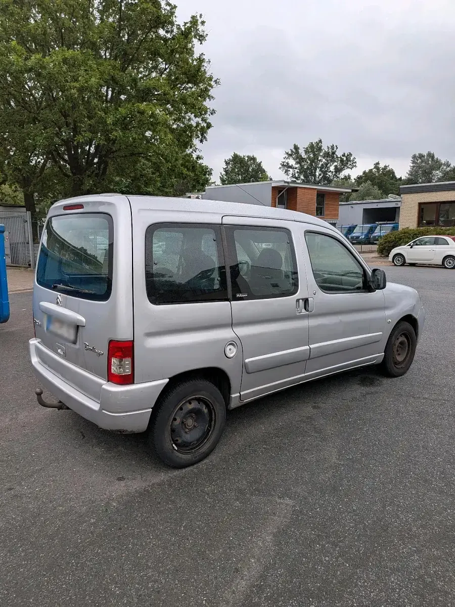 Gebraucht Citroën Berlingo 74 PS (54 kW) 2007 Silber Van / Kleinbus