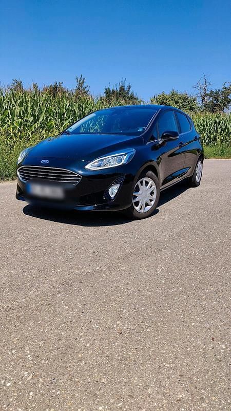 Gebraucht Ford Fiesta 101 PS (74 kW) 2018 Schwarz Kleinwagen