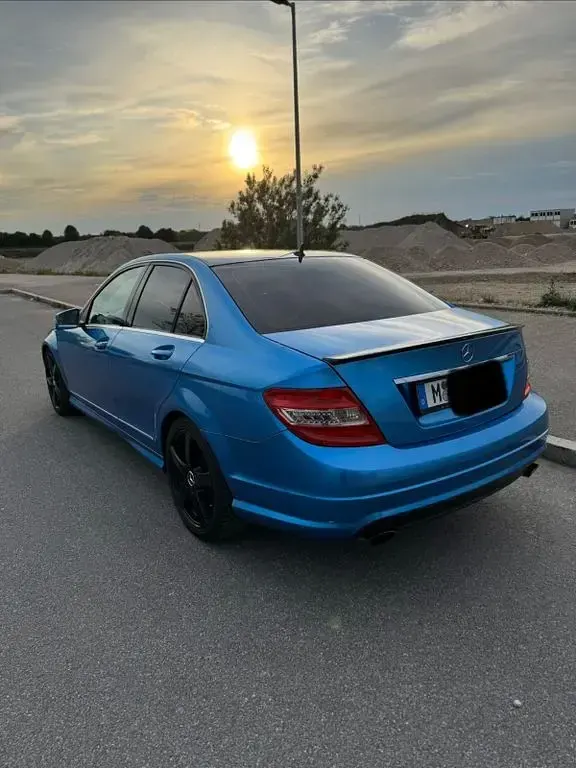Gebraucht Mercedes C350 Avantgarde 231 PS (169 kW) 2010 Blau Limousine