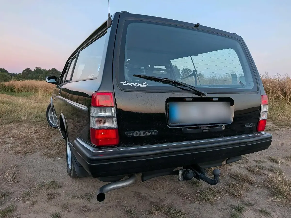 Gebraucht Volvo 240 115 PS (84 kW) 1992 Schwarz Kombi