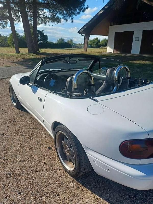 Gebraucht Mazda MX5 116 PS (85 kW) 1990 Weiß Cabrio