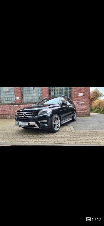 Gebraucht Mercedes ML350 258 PS (189 kW) 2013 Schwarz SUV