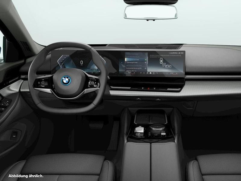 Gebraucht BMW i5 289 kW (394 PS) 2025 Blau Limousine