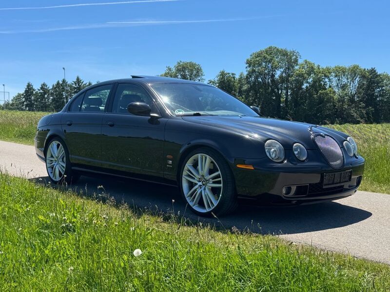 Schwarz Gebraucht 2002 Jaguar S-Type Supercharged Limousine | 17.400 € - Bild 1/4