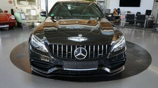 Gebraucht Mercedes C63 AMG AMG 510 PS (375 kW) 2018 Schwarz metallic Limousine