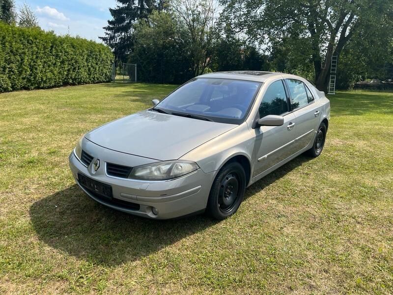 Braun Gebraucht 2007 Renault Laguna III Limousine | 1.950 € (Guter Preis) - Bild 1/4