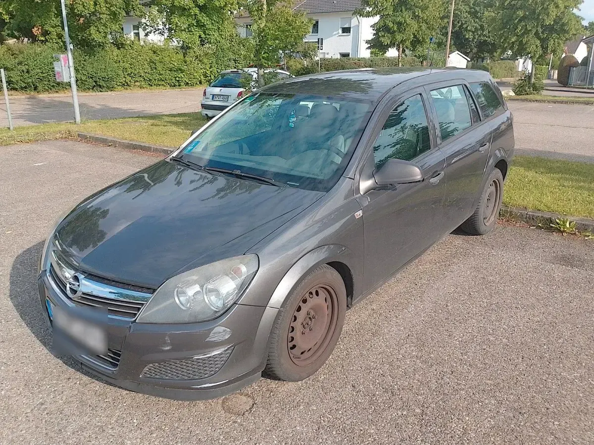 Occasion Opel Astra Edition 110 ch (80 kW) 2009 Gris Berline