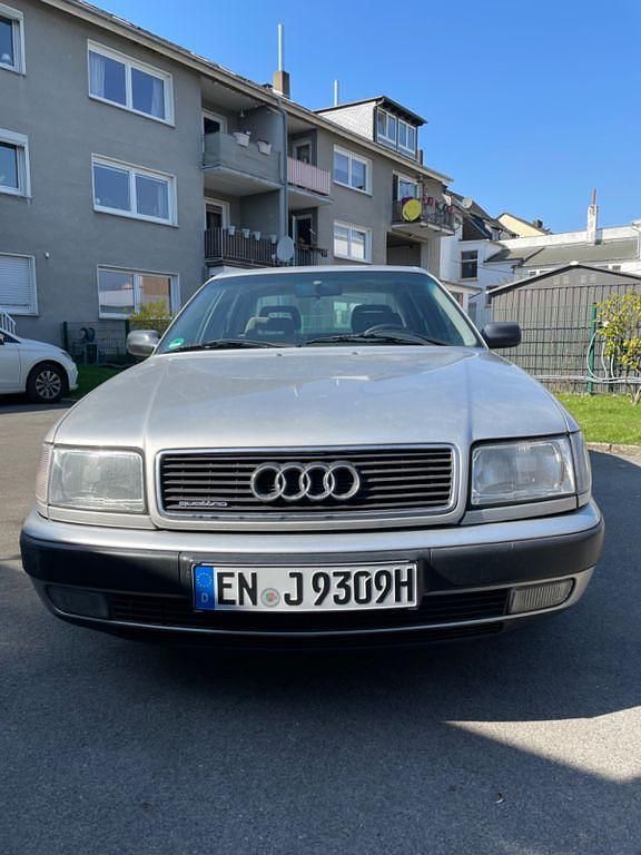 Gebraucht Audi 100 Basis 150 PS (110 kW) 1993 Silber Limousine