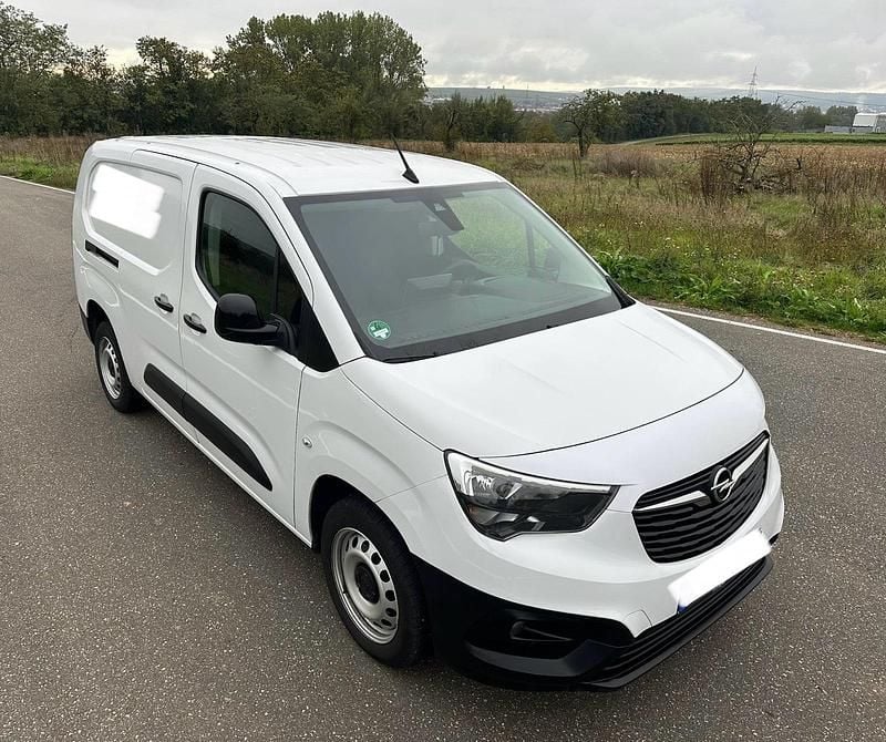 Gebraucht Opel Combo 102 PS (75 kW) 2023 Weiß Van / Kleinbus