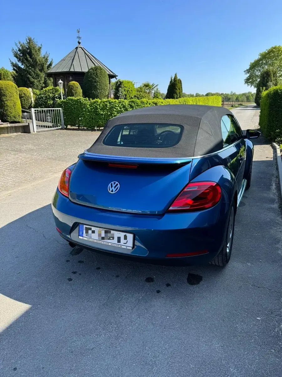 Używany VW Beetle 105 KM (77 kW) 2016 Niebieski Hatchback