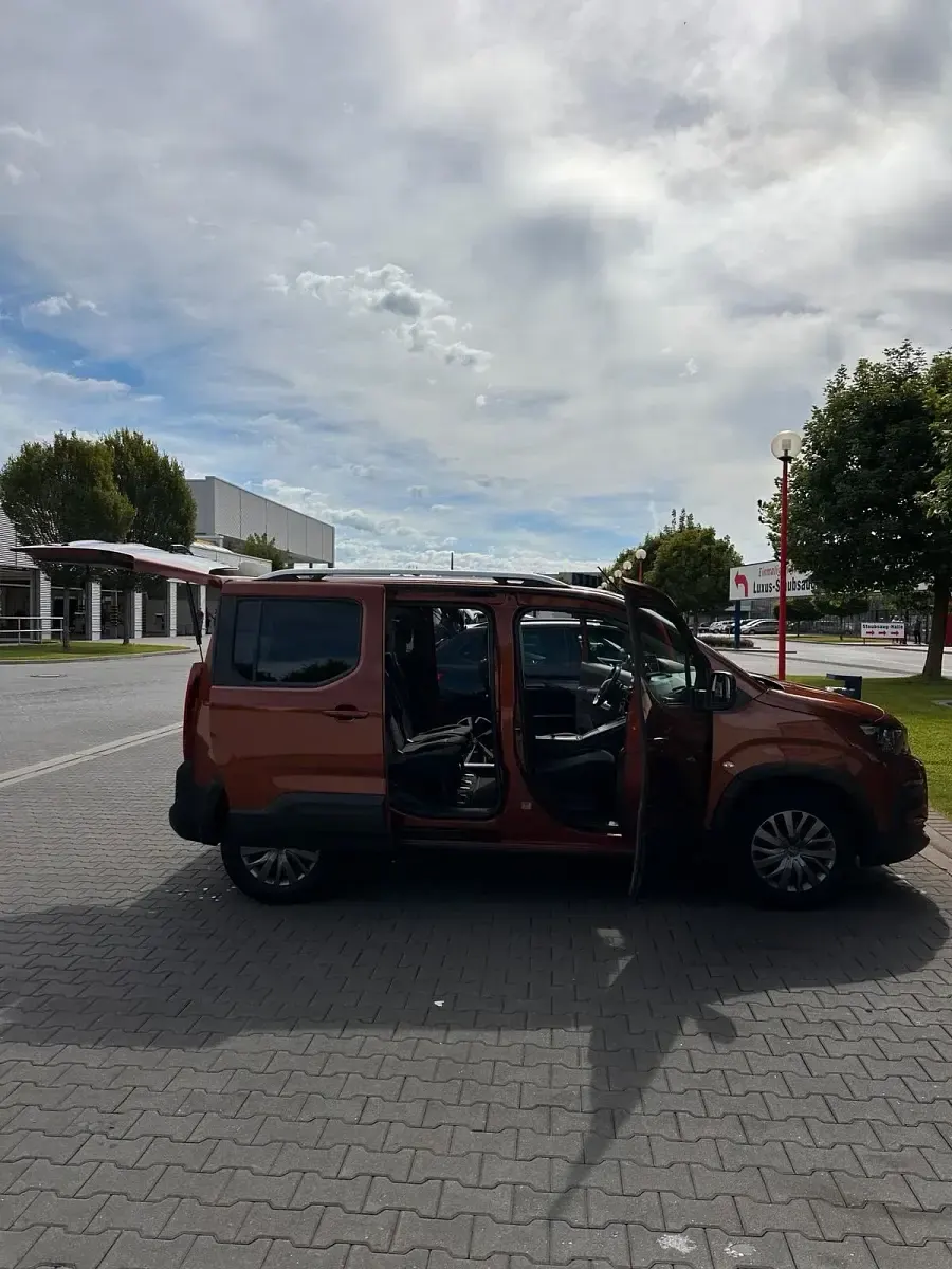Gebraucht Peugeot Rifter Active 130 PS (95 kW) 2019 Andere farben Van / Kleinbus