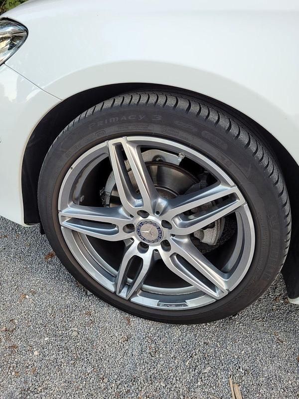 Gebraucht Mercedes E220 194 PS (142 kW) 2018 Kombi