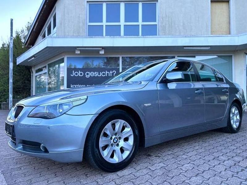 Gebraucht BMW 520 170 PS (125 kW) 2004 Grau Limousine