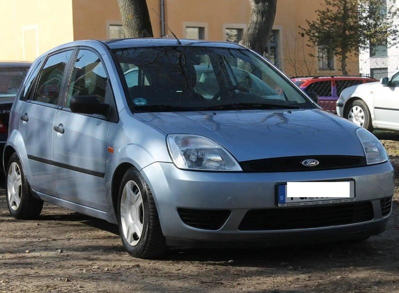 Gebraucht Ford Fiesta Ambiente 69 PS (50 kW) 2005 Blau Kleinwagen