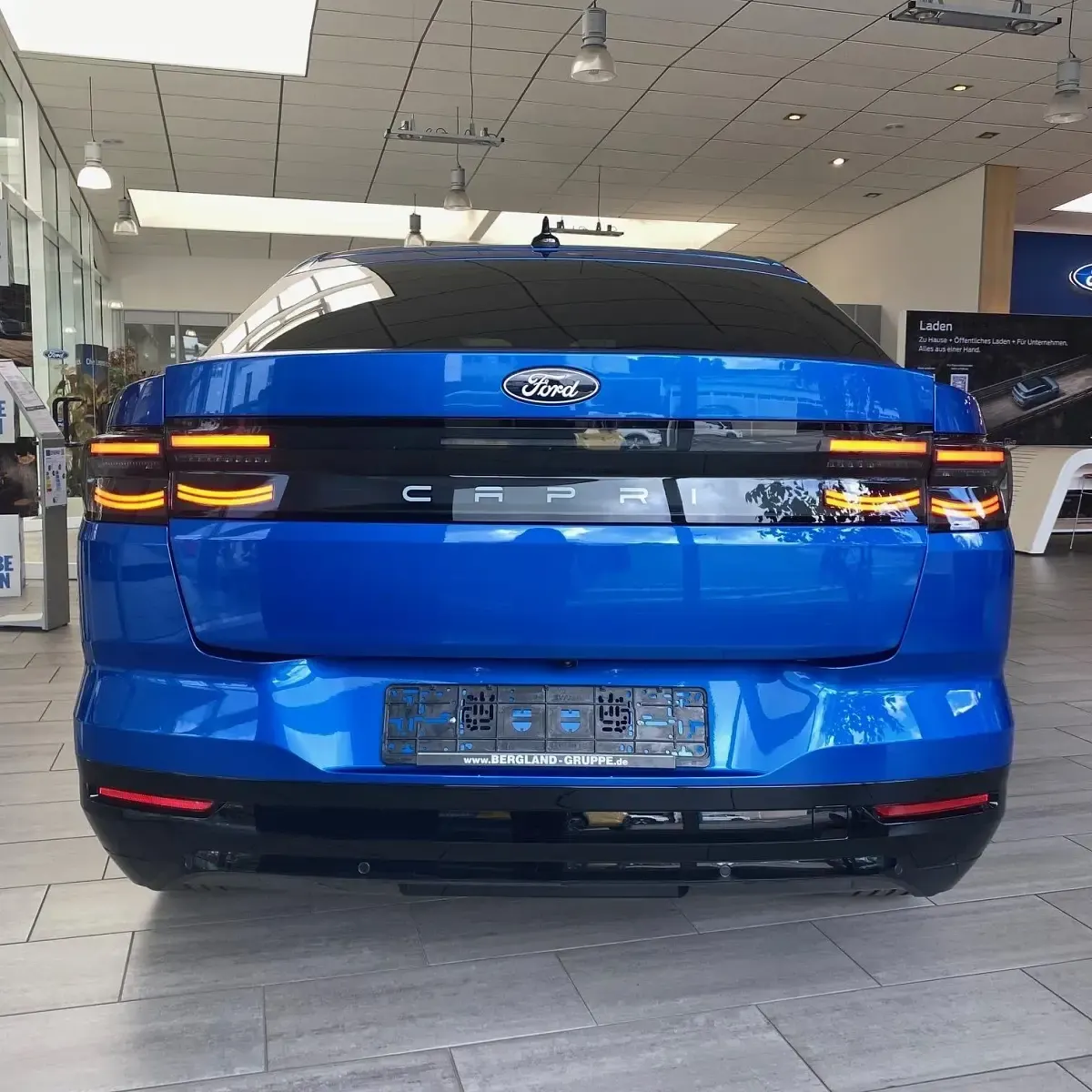 Neu Ford Capri Select 250 kW (340 PS) 2026 Blue my mind metallic blau SUV