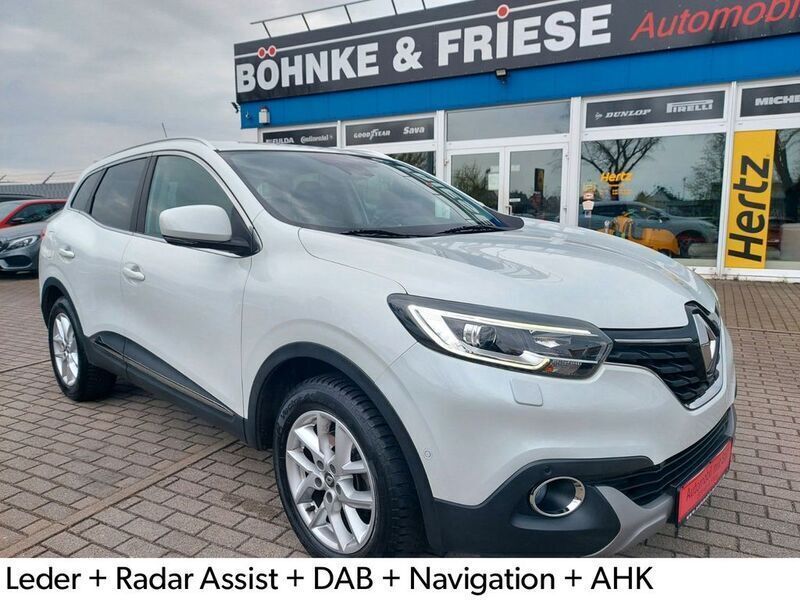 Weiß Gebraucht 2015 Renault Kadjar XMOD SUV | 13.499 € (Fairer Preis) - Bild 1/4