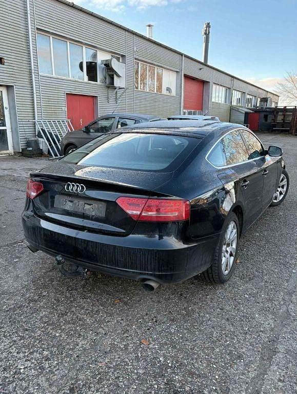 Gebraucht Audi A5 Sportback 179 PS (131 kW) 2011 Schwarz Kleinwagen