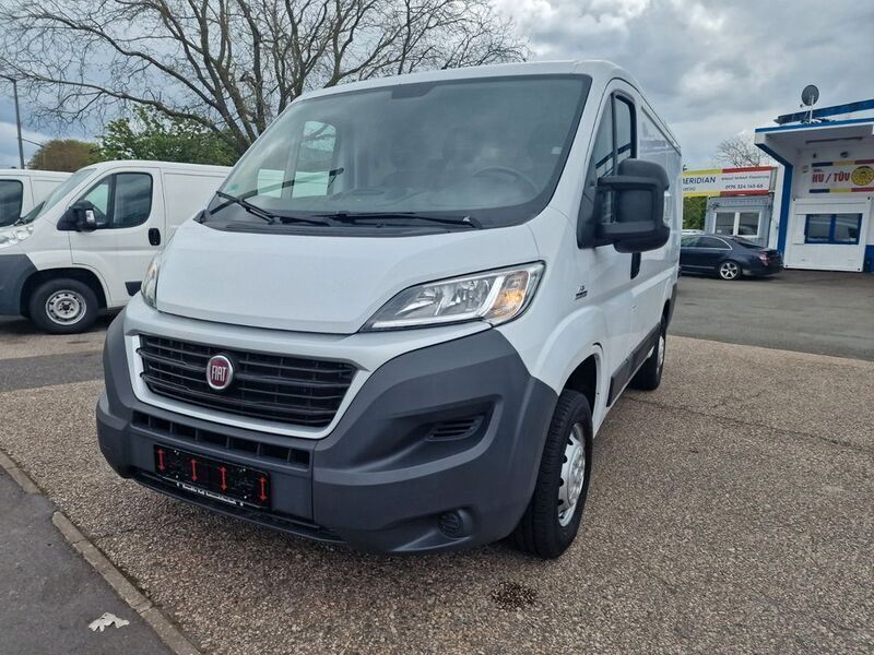 Weiß Gebraucht 2015 Fiat Ducato Van | 8.900 € (Fairer Preis) - Bild 1/4
