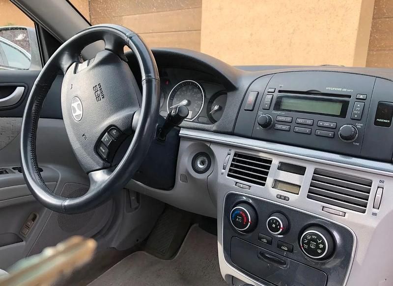 Gebraucht Hyundai Sonata GLS 235 PS (172 kW) 2007 Silber Limousine