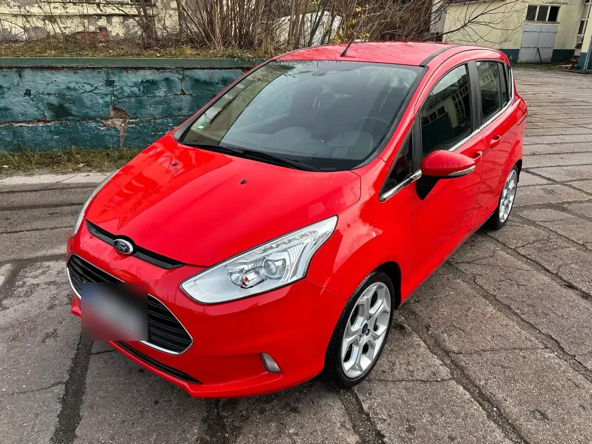 Second-hand Ford B-MAX 100 CP (73 kW) 2013 Roșu Monovolum