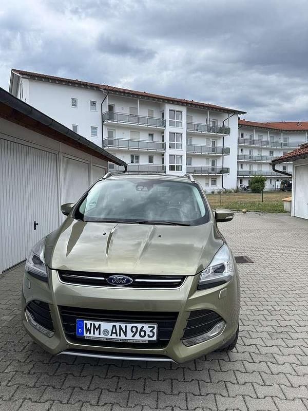 Gebraucht 2014 Ford Kuga Titanium SUV | 12.500 € (Teuer) - Bild 1/4