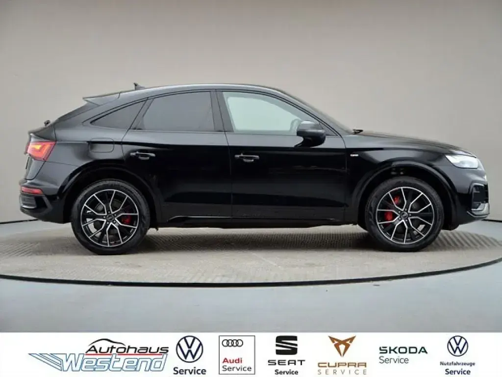 Gebraucht Audi Q5 Ambiente 367 PS (269 kW) 2022 Mythosschwarz (metallic) SUV