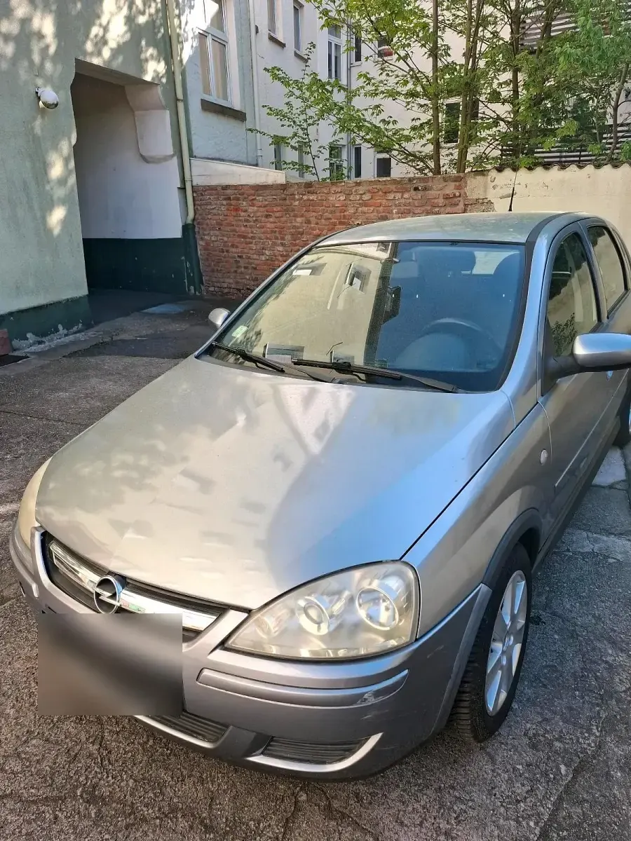 Gebraucht Opel Corsa 80 PS (58 kW) 2005 Silber Kleinwagen