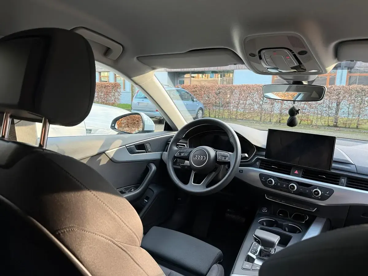 Gebraucht Audi A5 265 PS (194 kW) 2024 Weiß Coupé