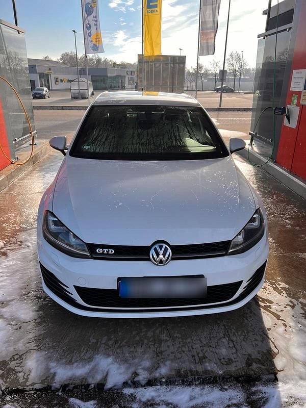 Weiß Gebraucht 2017 VW Golf GTD Limousine | 13.000 € (Superpreis) - Bild 1/4