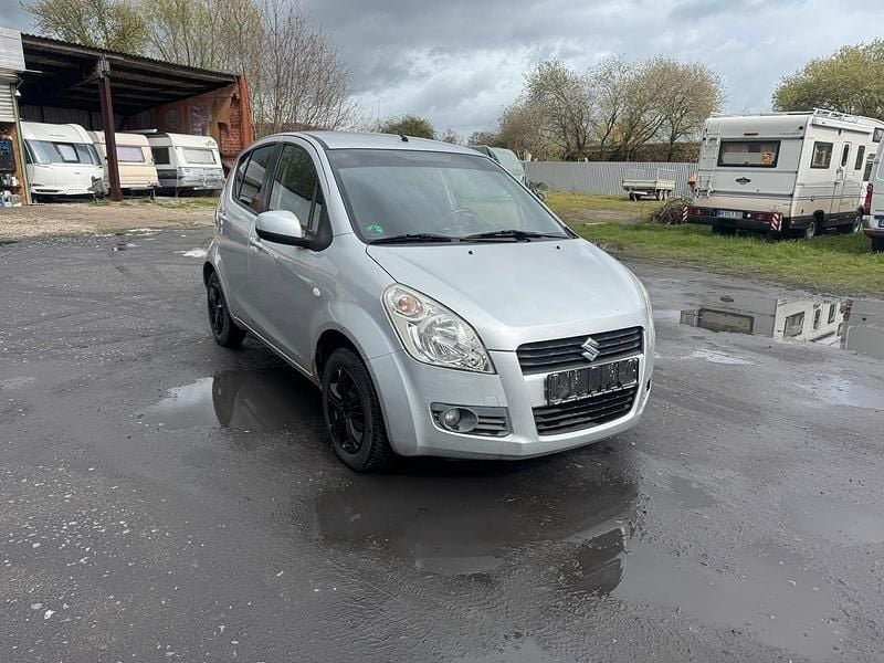 Gebraucht Suzuki Splash 69 PS (50 kW) 2009 Grau Kleinwagen