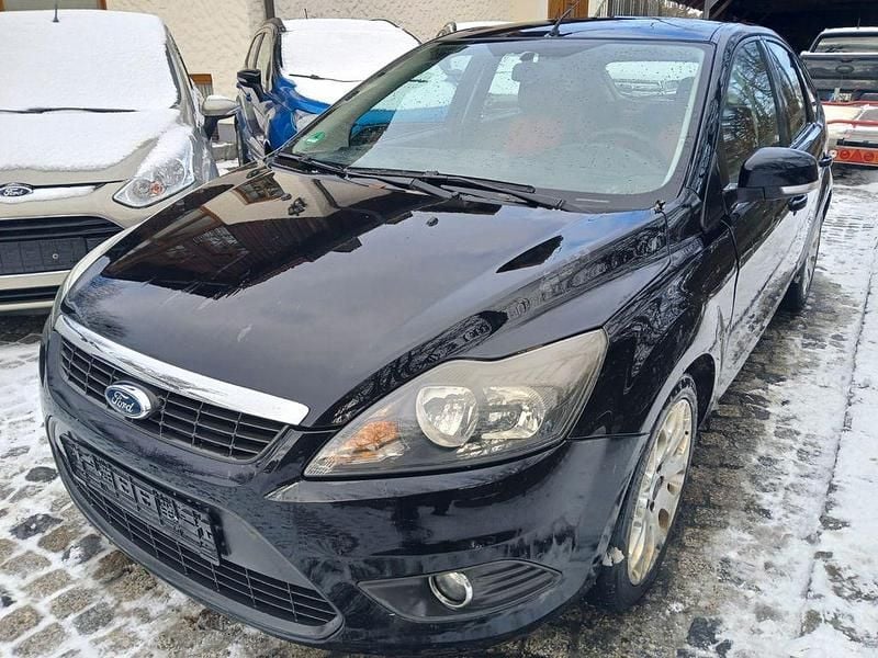 Schwarz Gebraucht 2009 Ford Focus Sport Limousine | 1.499 € (Guter Preis) - Bild 1/4