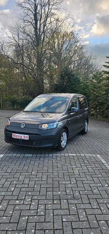 Gebraucht VW Caddy 102 PS (75 kW) 2022 Grau Van / Kleinbus