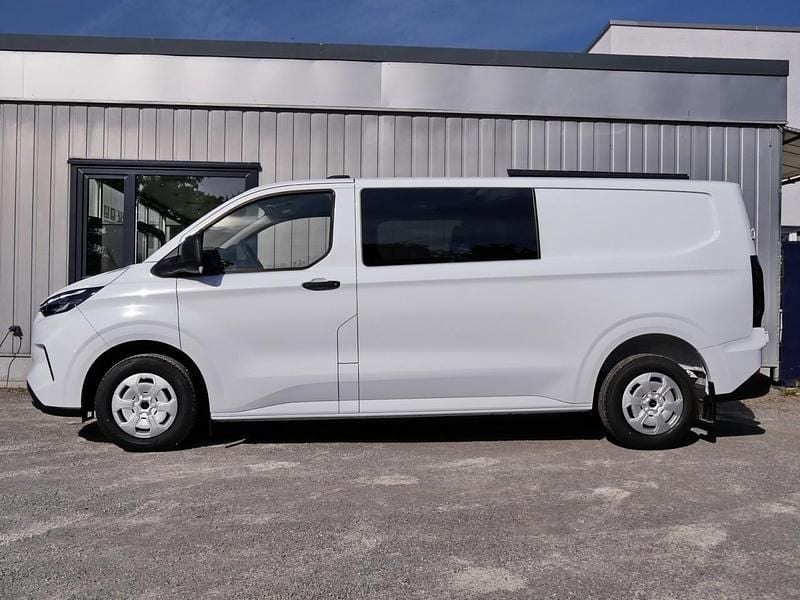 Gebraucht Ford Transit Custom Trend 136 PS (100 kW) 2025 Weiß Van / Kleinbus