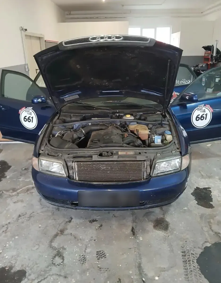 Gebraucht Audi A4 101 PS (74 kW) 1998 Blau Limousine