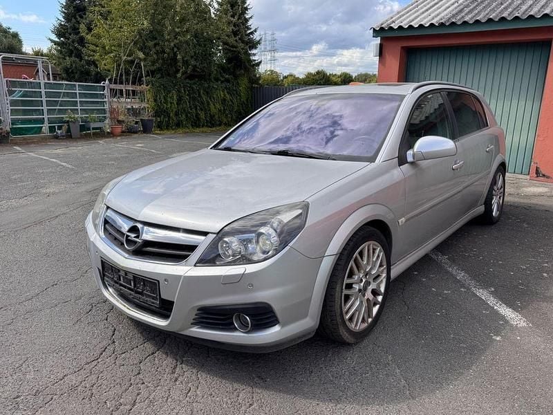 Gebraucht Opel Signum Sport 250 PS (183 kW) 2006 Silber Kleinwagen