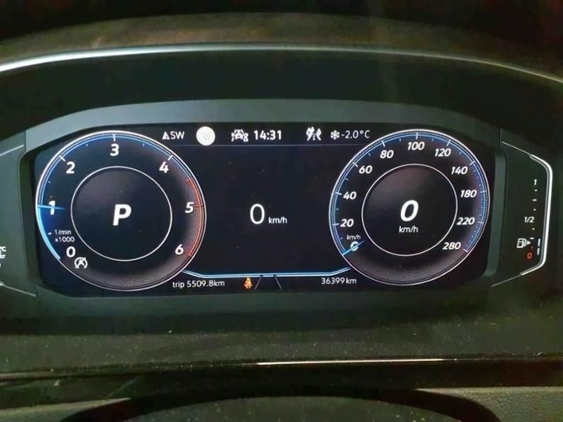 Gebraucht VW Arteon Elegance 150 PS (110 kW) 2023 Grau Kombi